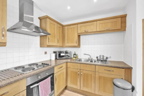 Parkhouse Serviced Apartment Hatfield Town Centre